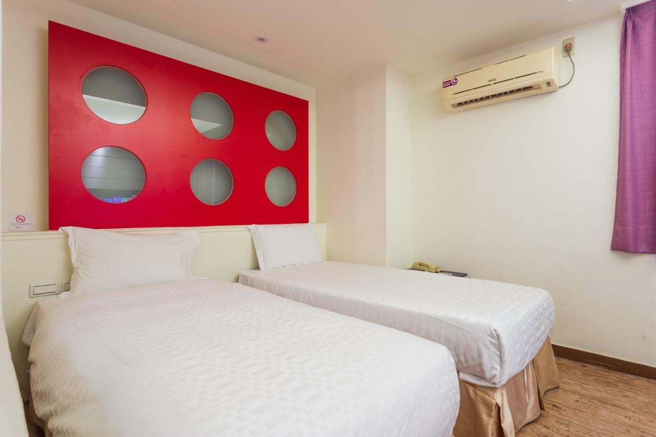Newrise Hotel Kaohsiung Buitenkant foto